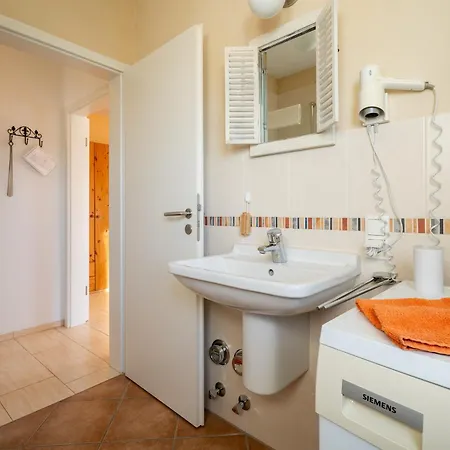 Casa Mia By K A M E L U *