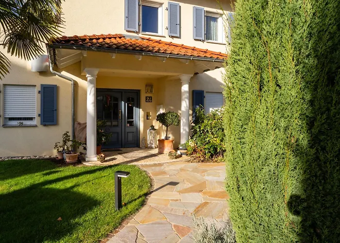 A Casa Mia By Kamelu *